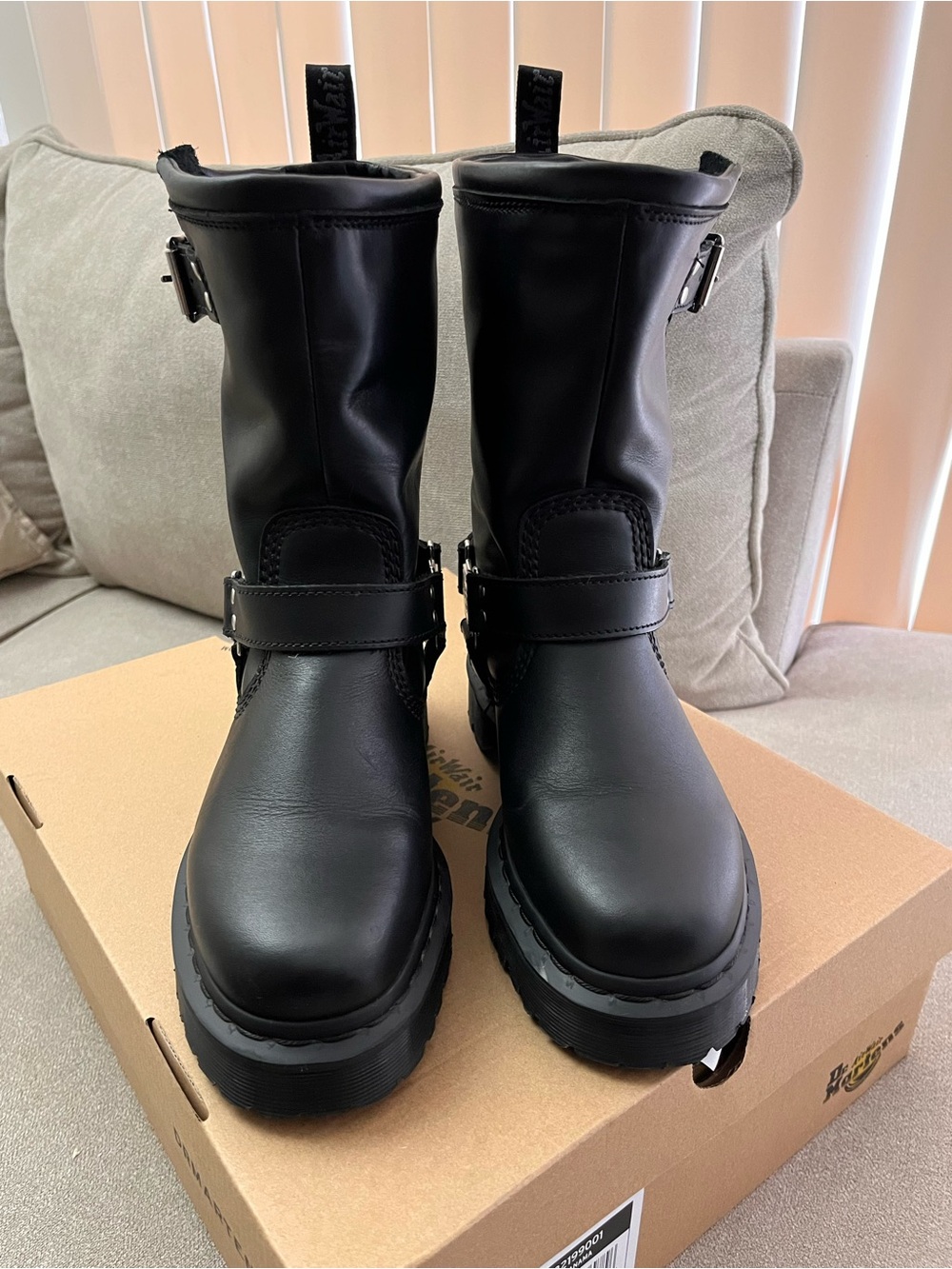 Dr.Martens Anistone HI Boots - Picture 2 of 8